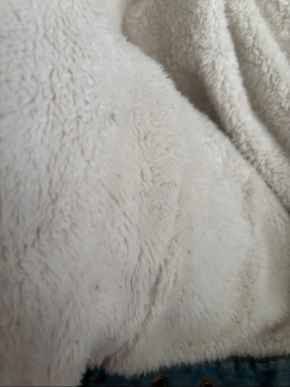 Chubbies Denim Jacket w/ Sherpa Lining - Picture 5 of 6